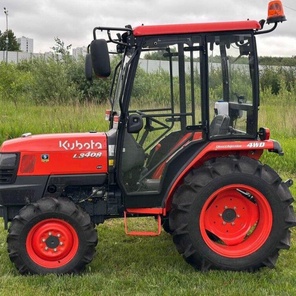 Трактор Kubota L3408 с кабиной