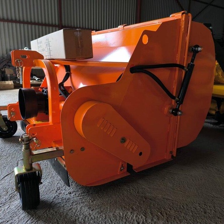 Косилка-мульчер со сбором