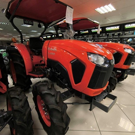Трактор Kubota