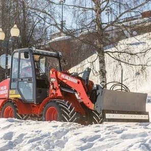 Мини-погрузчик Polar Badger WL50A