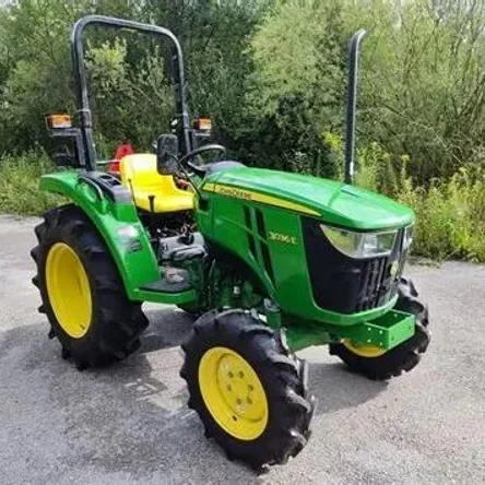 Трактор John Deere
