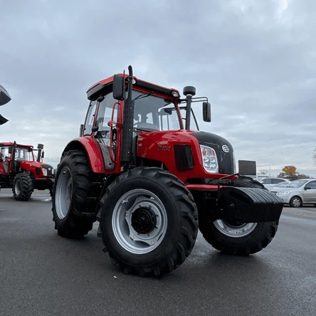 Трактор Dongfeng DF904