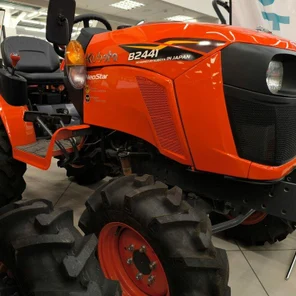 Трактор Kubota B2441