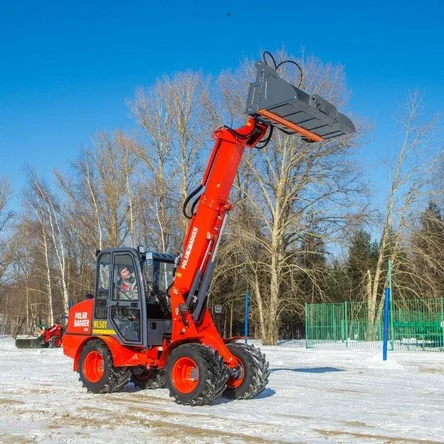 Мини-погрузчик Polar Badger WL50T