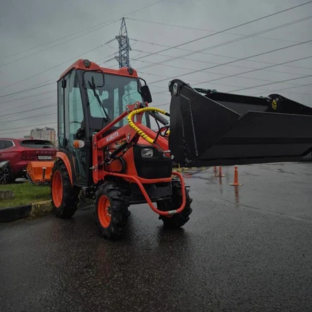 Трактор Kubota B2741 с кабиной
